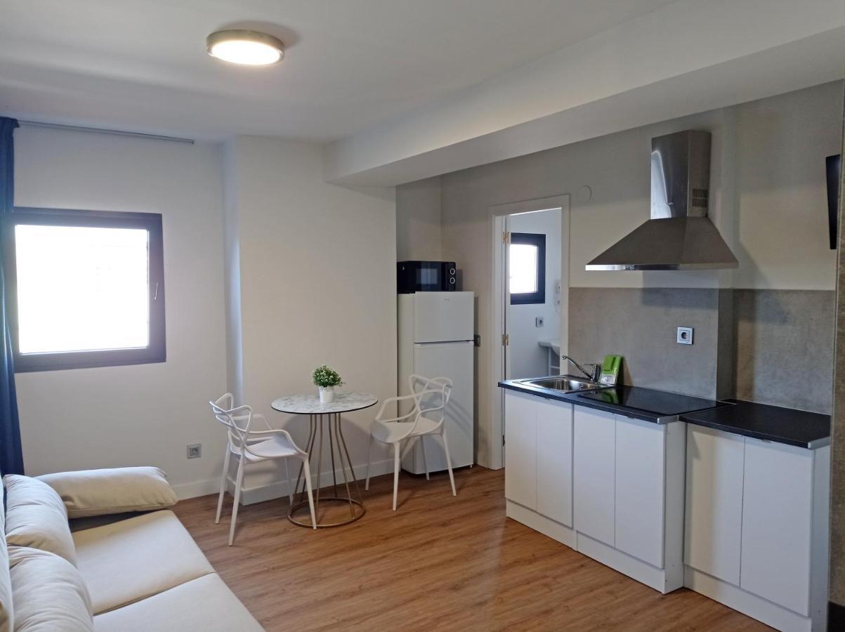 Apartamentos Hi Apartaments Santander 3000 Maliano Ngoại thất bức ảnh