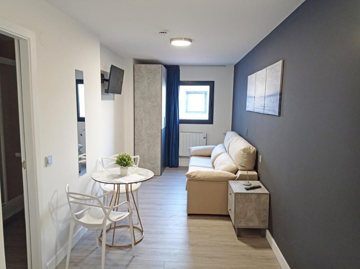 Apartamentos Hi Apartaments Santander 3000 Maliano Ngoại thất bức ảnh