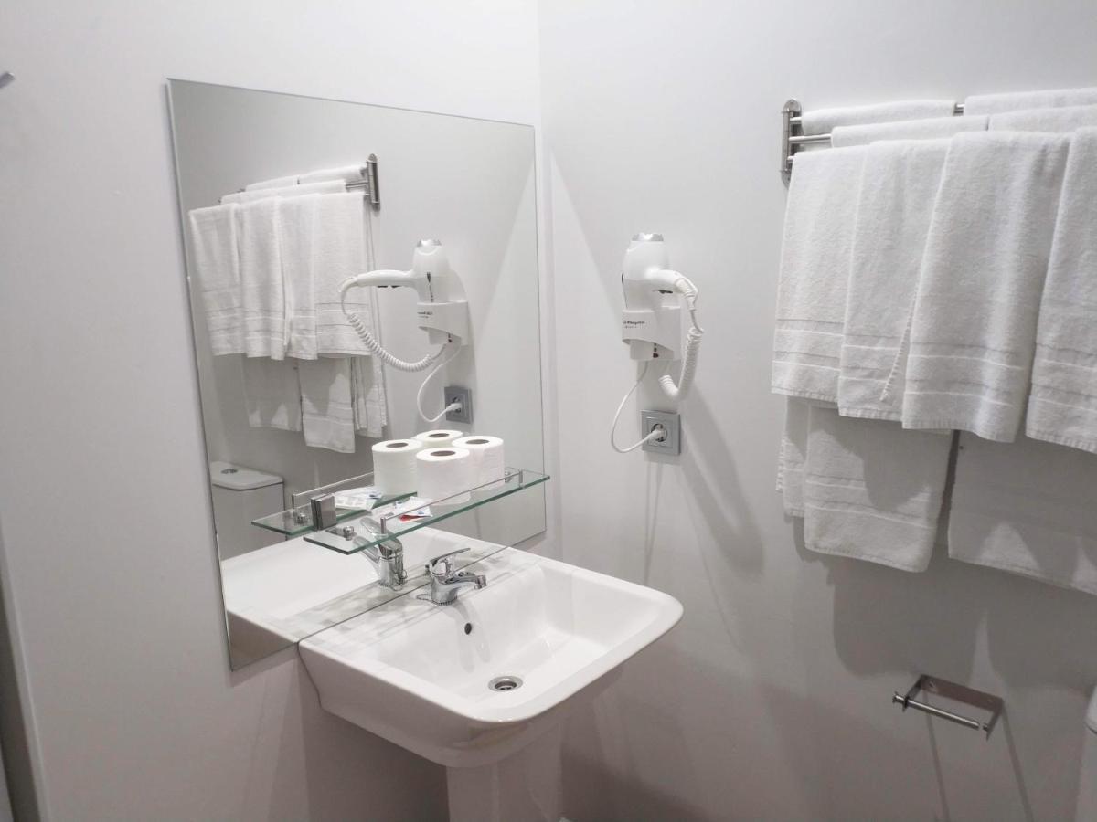 Apartamentos Hi Apartaments Santander 3000 Maliano Ngoại thất bức ảnh