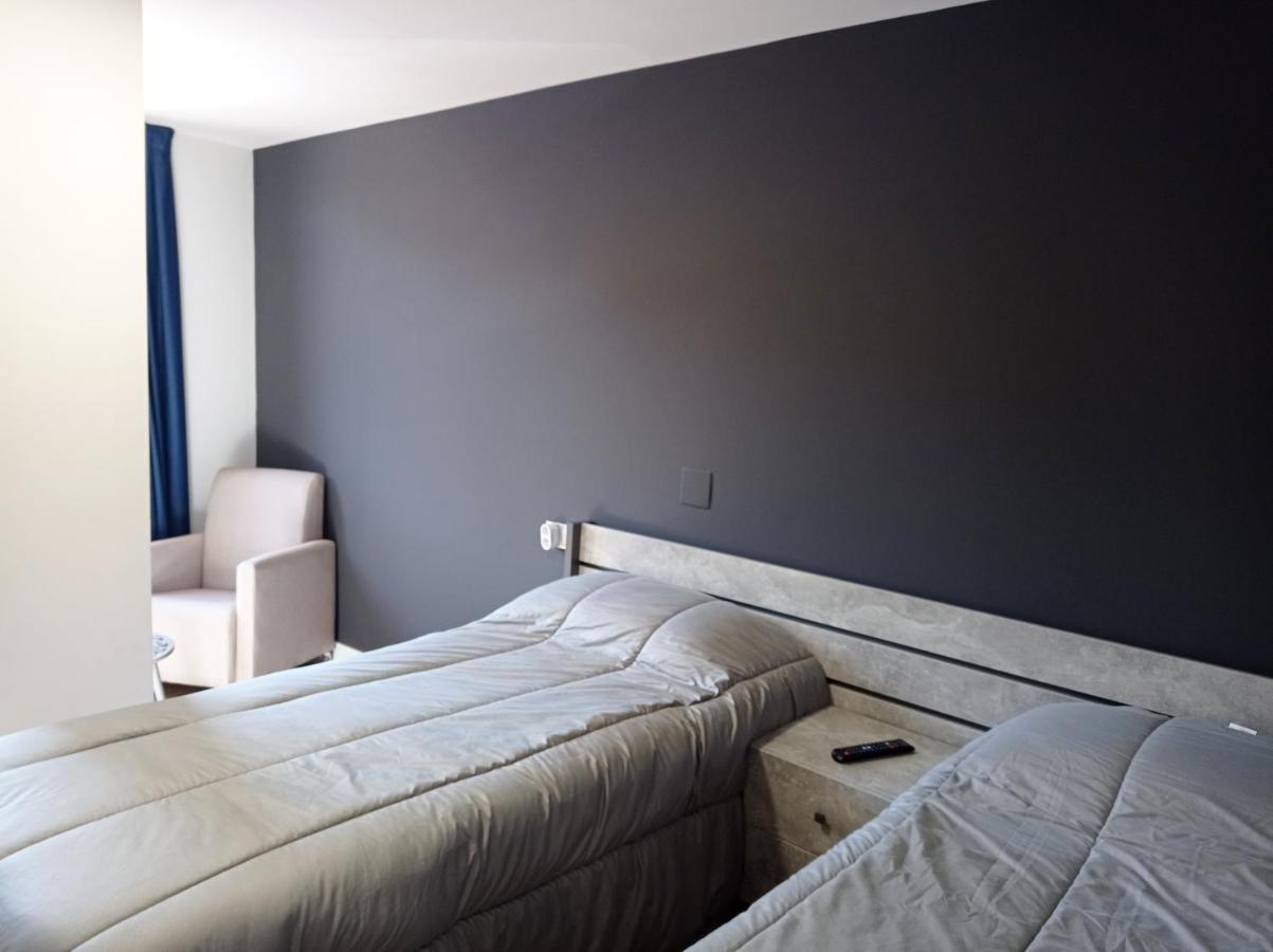 Apartamentos Hi Apartaments Santander 3000 Maliano Ngoại thất bức ảnh