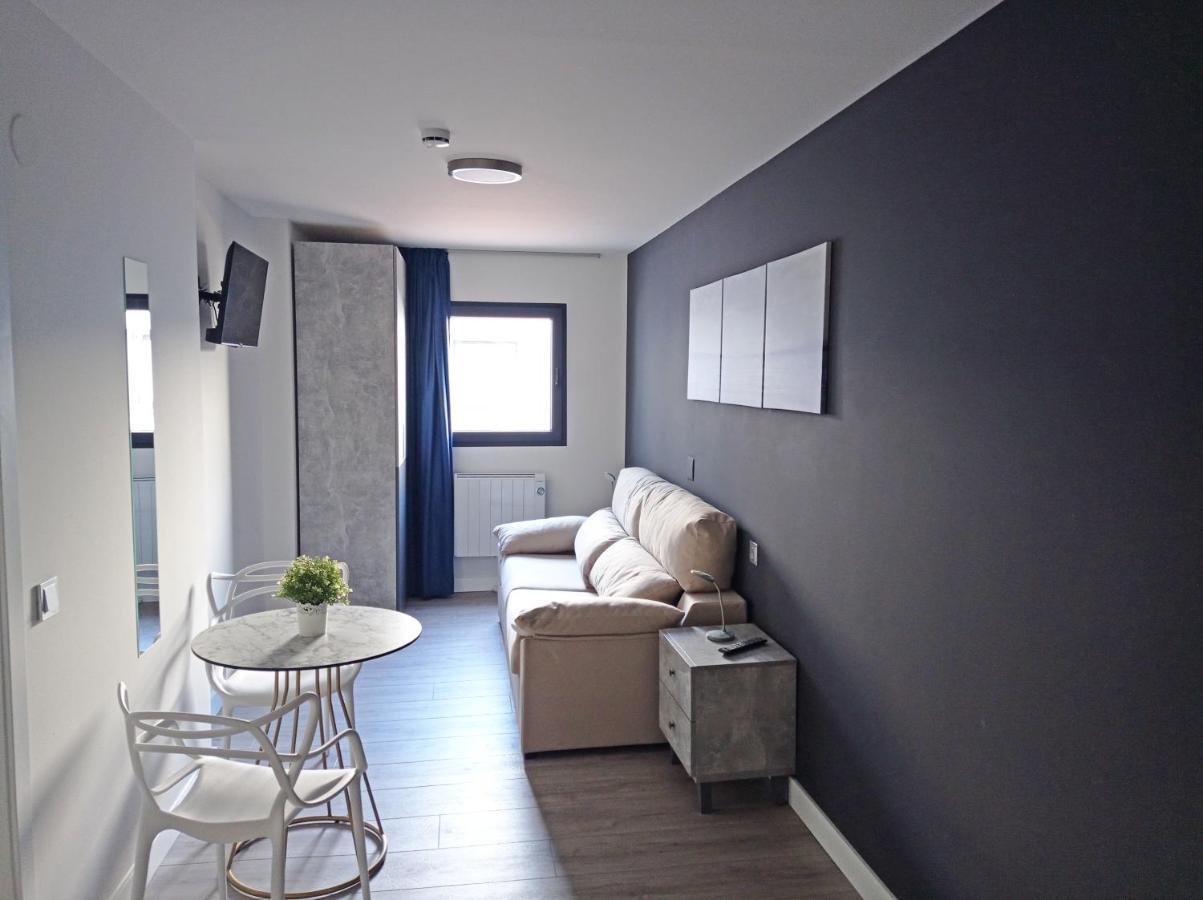 Apartamentos Hi Apartaments Santander 3000 Maliano Ngoại thất bức ảnh